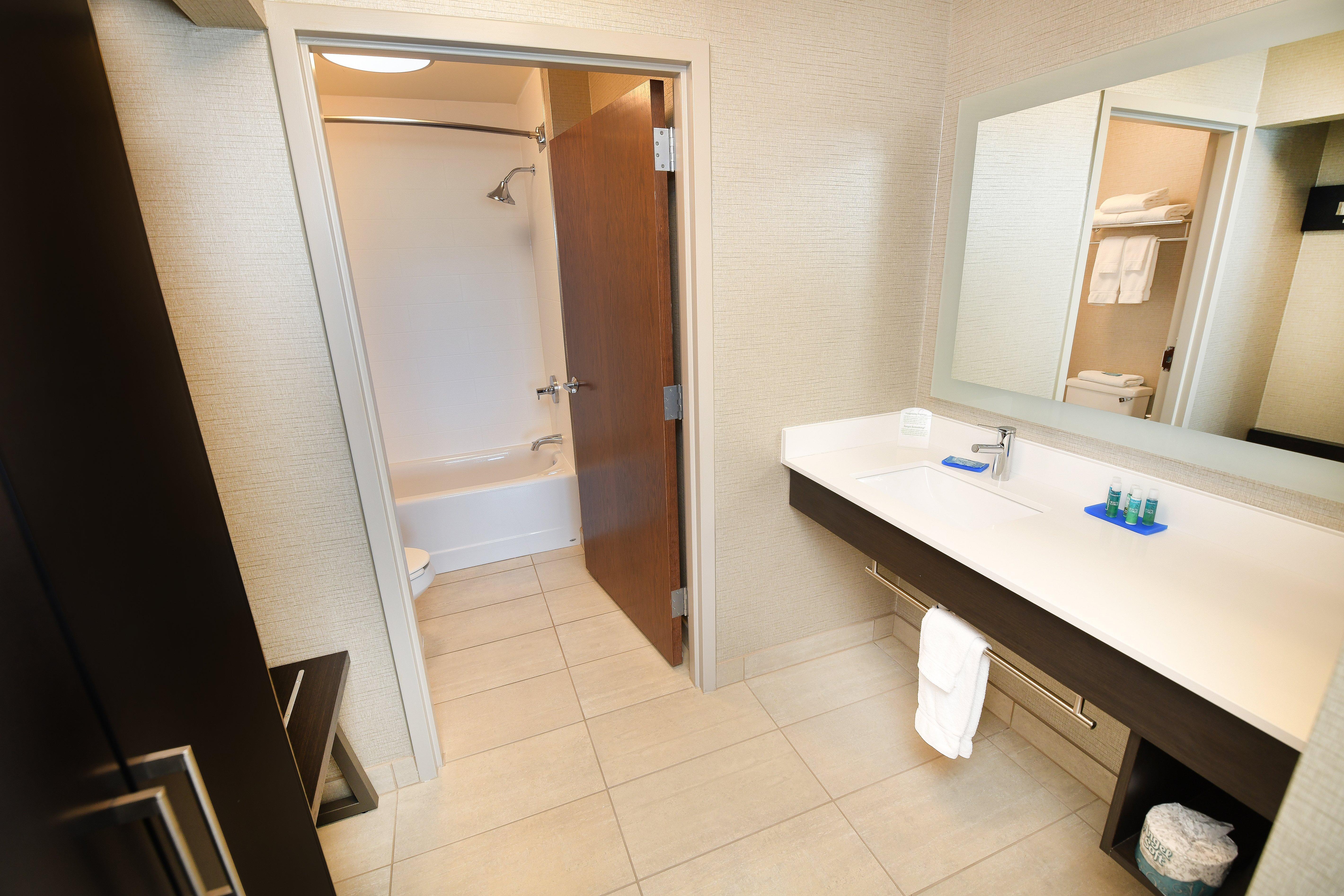 Holiday Inn Express Hotel & Suites Grand Forks, An Ihg Hotel Luaran gambar