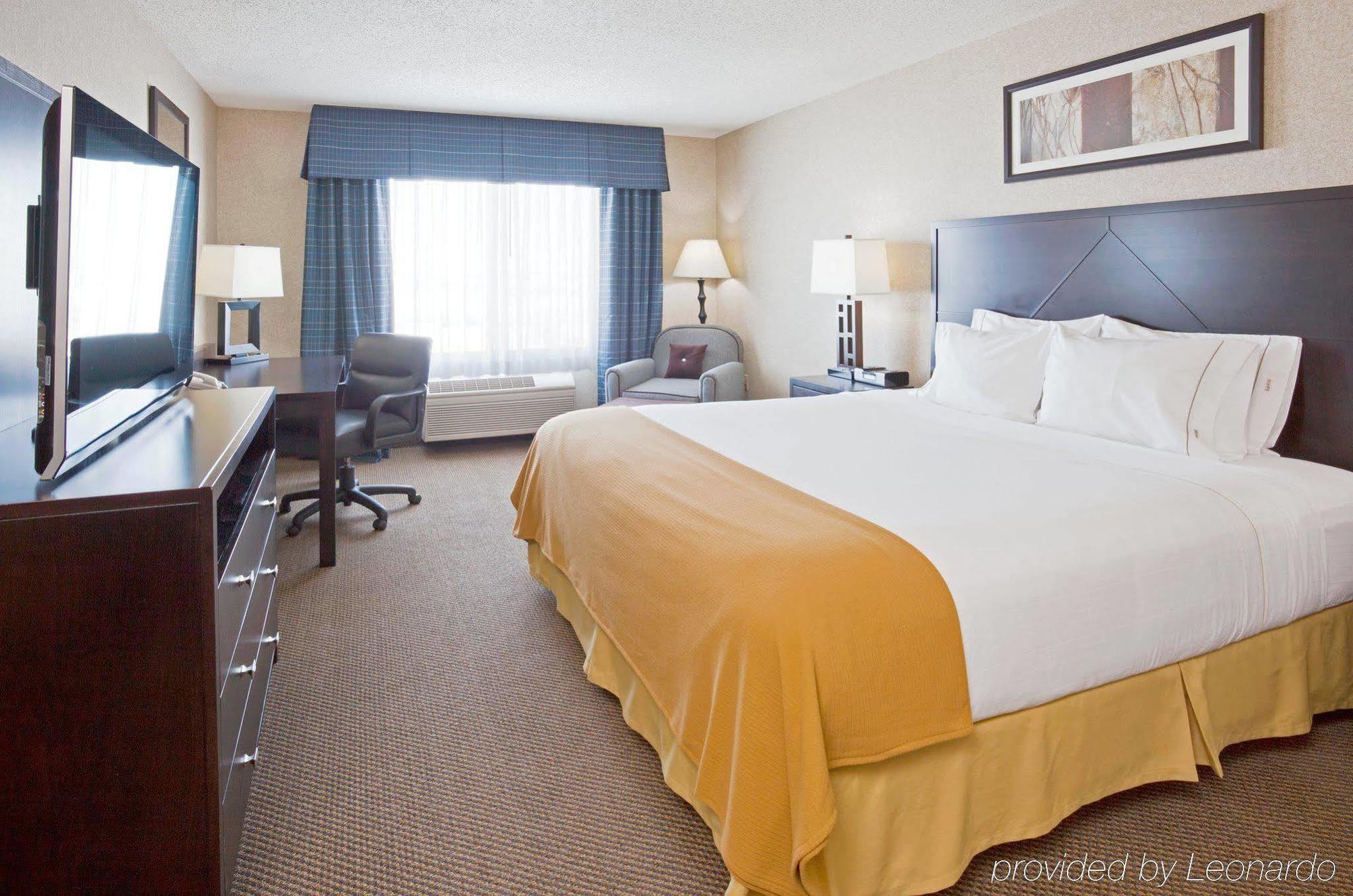 Holiday Inn Express Hotel & Suites Grand Forks, An Ihg Hotel Bilik gambar